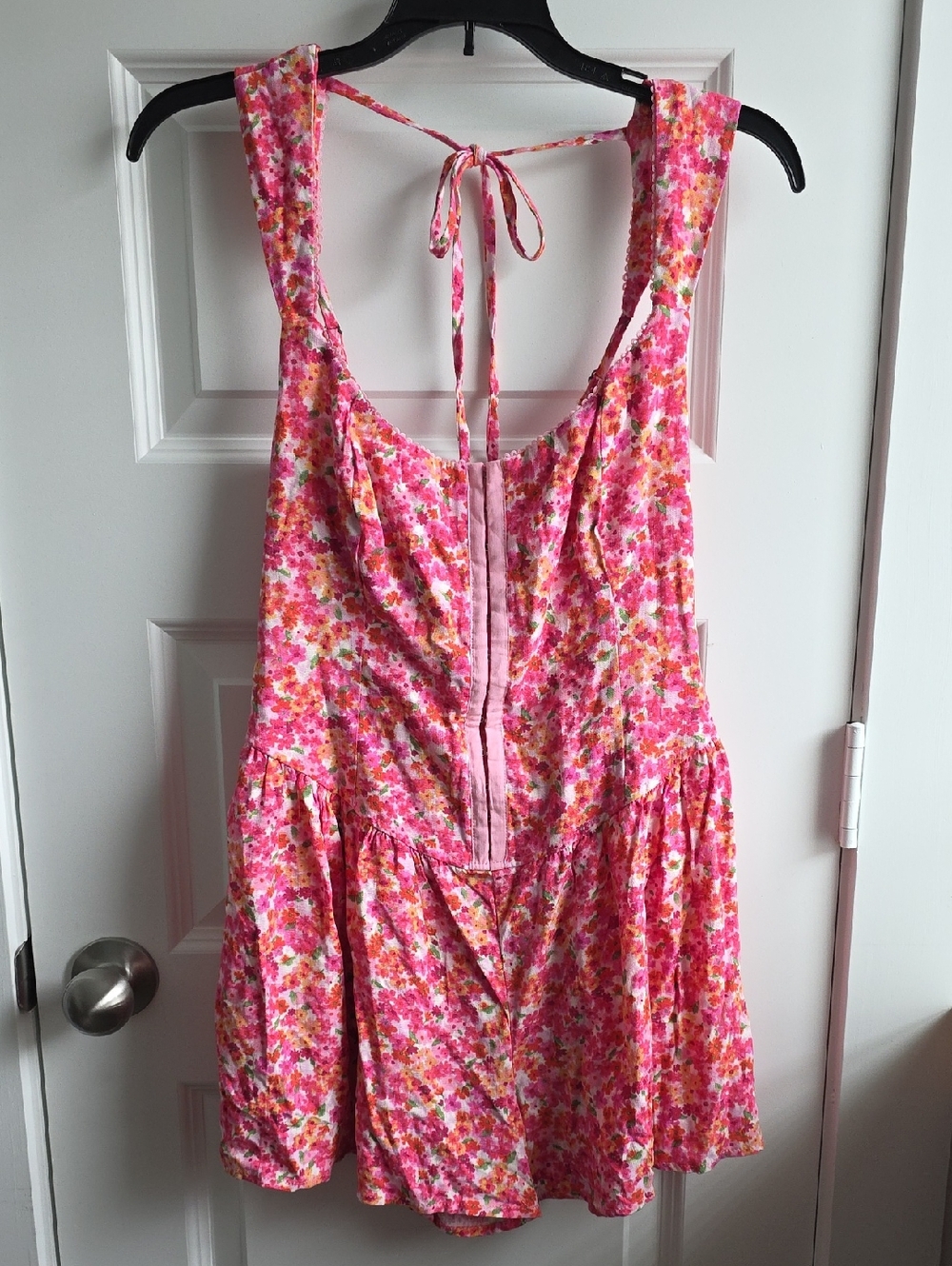 Wild Fable pink floral romper Smocked Small G067